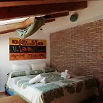 Aly Art فندق مبيت وإفطار تاورمينا